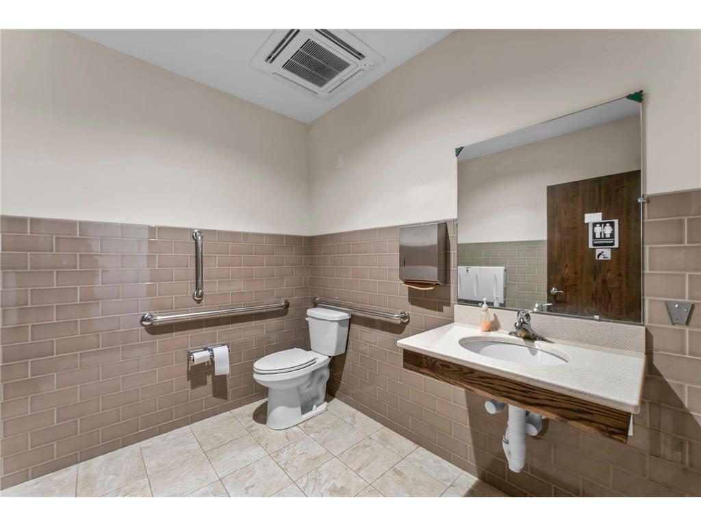 1155 Joy Circle SW Cambridge MN 55008 6799048 image8