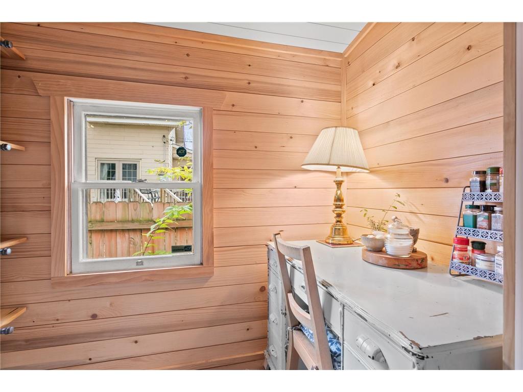 1155 Seminary Avenue Saint Paul MN 55104 7028682 image14