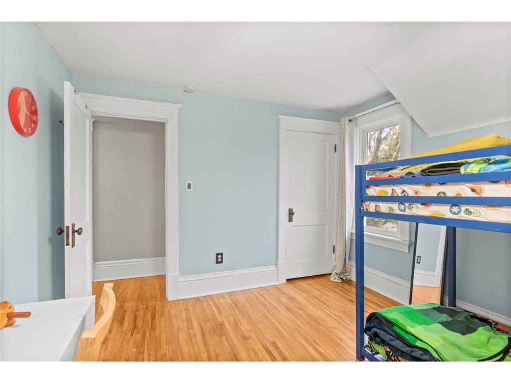 1155 Seminary Avenue Saint Paul MN 55104 7028682 image19