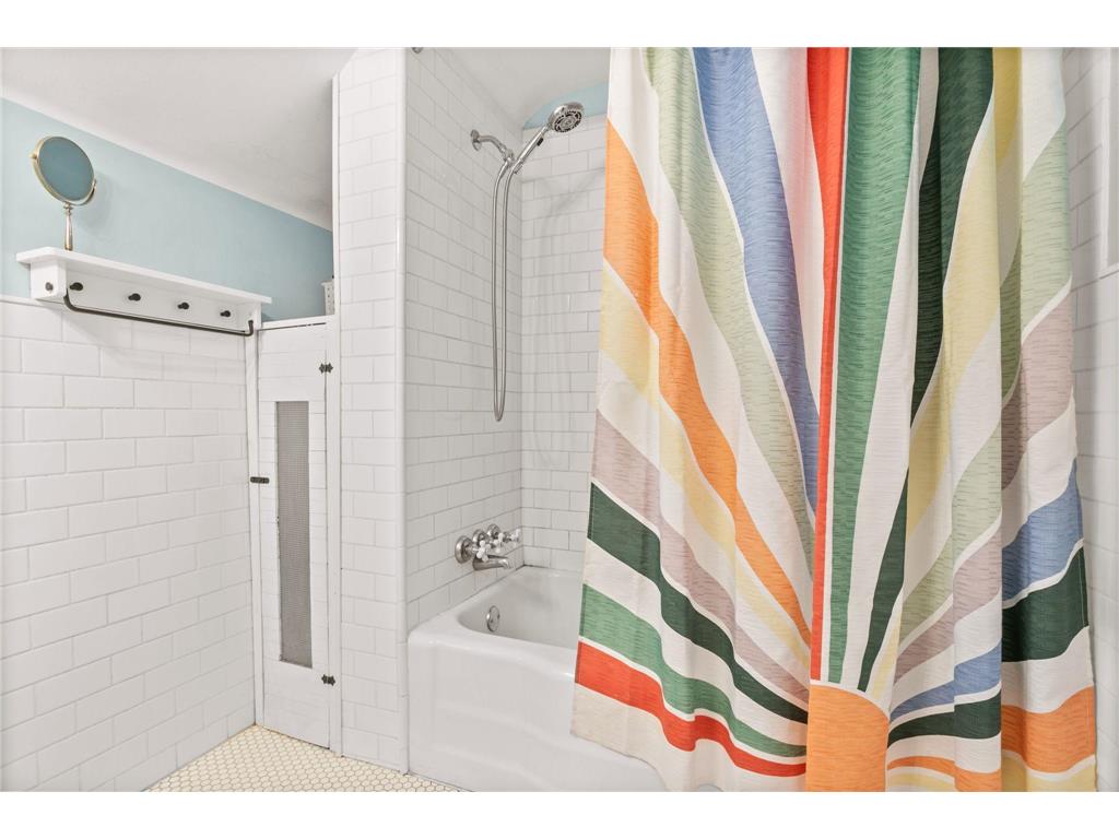 1155 Seminary Avenue Saint Paul MN 55104 7028682 image21