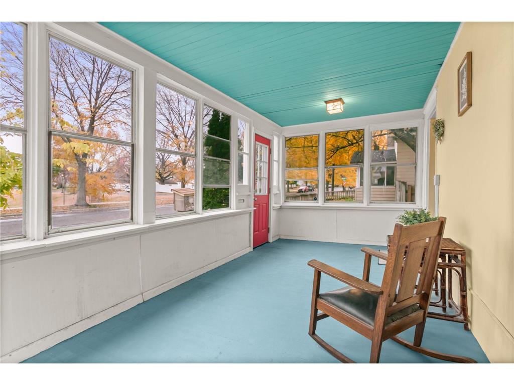 1155 Seminary Avenue Saint Paul MN 55104 7028682 image3