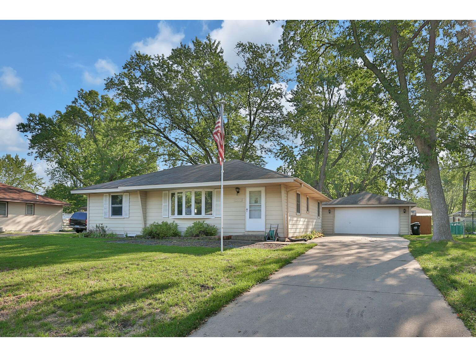 11551 Magnolia Street NW Coon Rapids MN 55448 6093675 image1