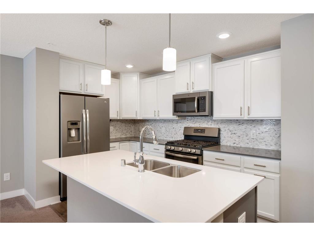 11555 Woodside Drive Rogers MN 55311 6324852 image1