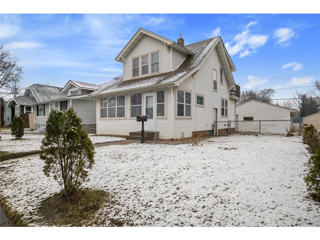 1156 Earl Street Saint Paul MN 55106 6511146 image1