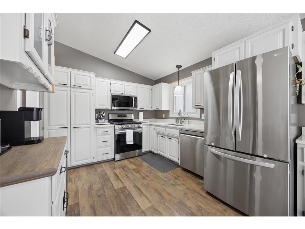 11564 Flintwood Street NW Coon Rapids MN 55448 7066834 image3