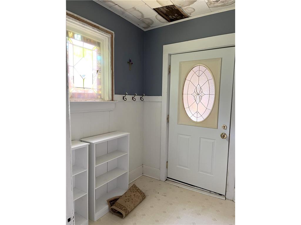 1157 6th Avenue S Windom MN 56101 6753293 image4