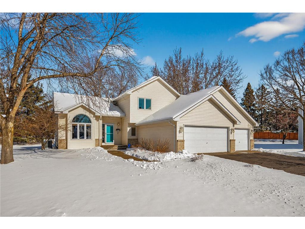 1157 Ridge Bluff Court Chaska MN 55318 7039451 image1