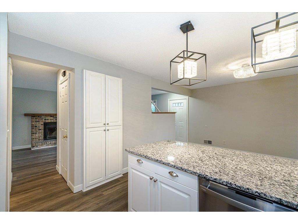11574 Carriage Court Eden Prairie MN 55344 7078754 image3