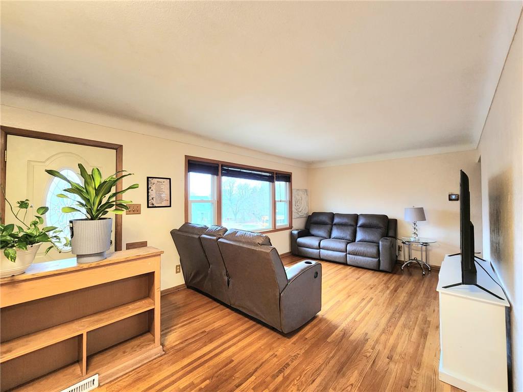 1158 Bradley Street Saint Paul MN 55130 6823718 image5