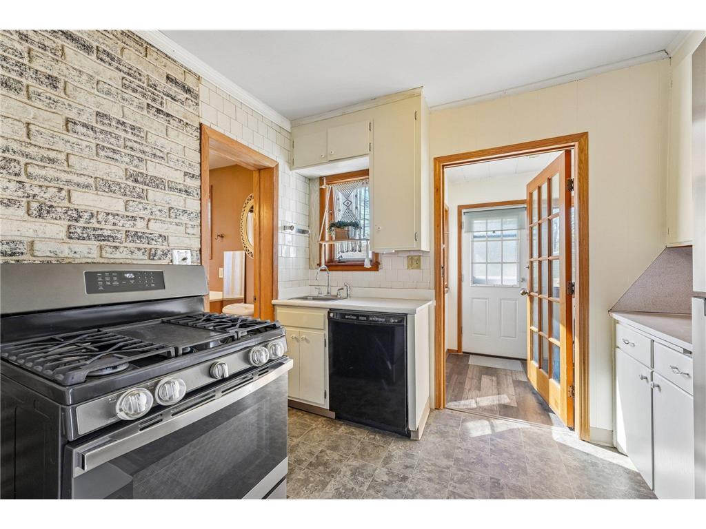 1158 Lawson Avenue E Saint Paul MN 55106 7062294 image10