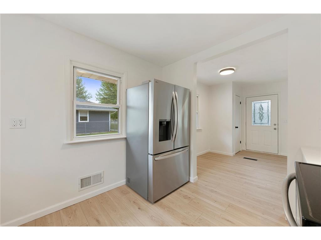 11581 Kumquat Street NW Coon Rapids MN 55448 7076620 image9