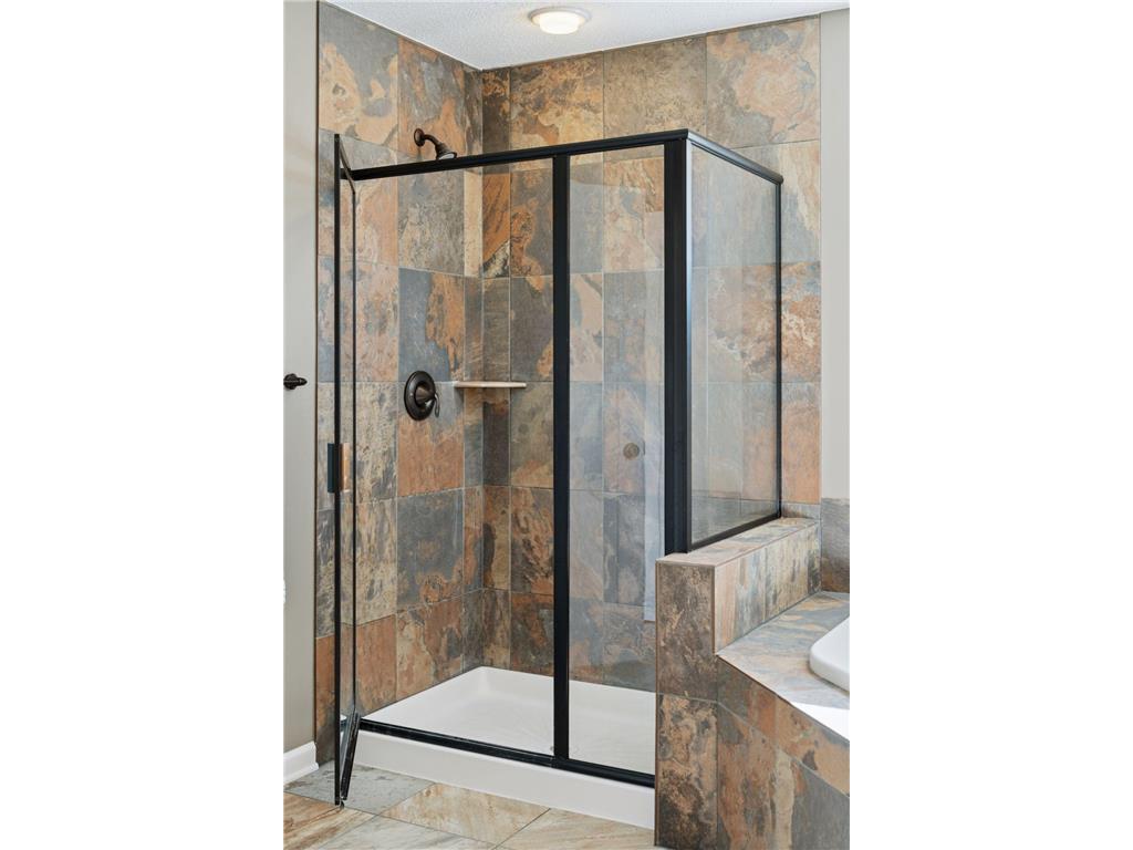 11581 Riverstone Court Woodbury MN 55129 6793351 image40