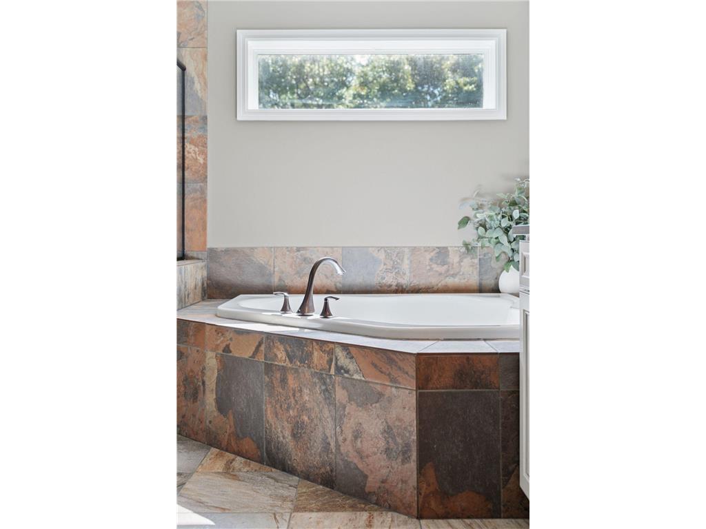 11581 Riverstone Court Woodbury MN 55129 6793351 image41