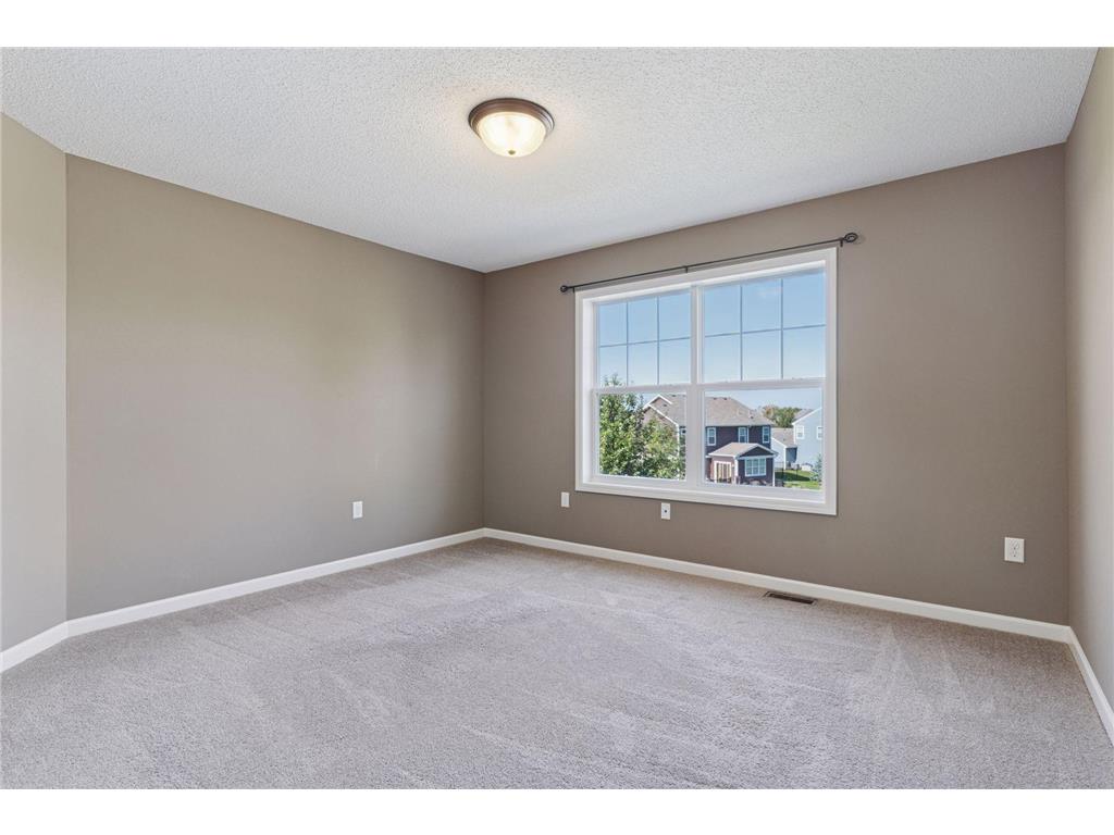 11581 Riverstone Court Woodbury MN 55129 6793351 image43