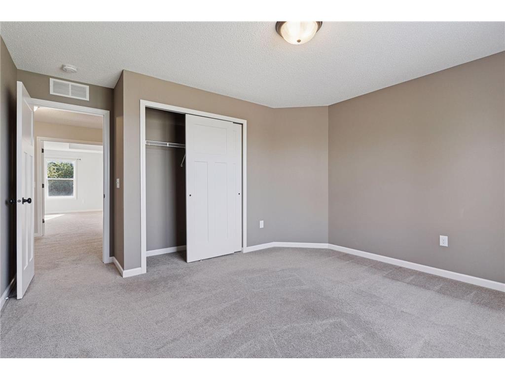 11581 Riverstone Court Woodbury MN 55129 6793351 image44