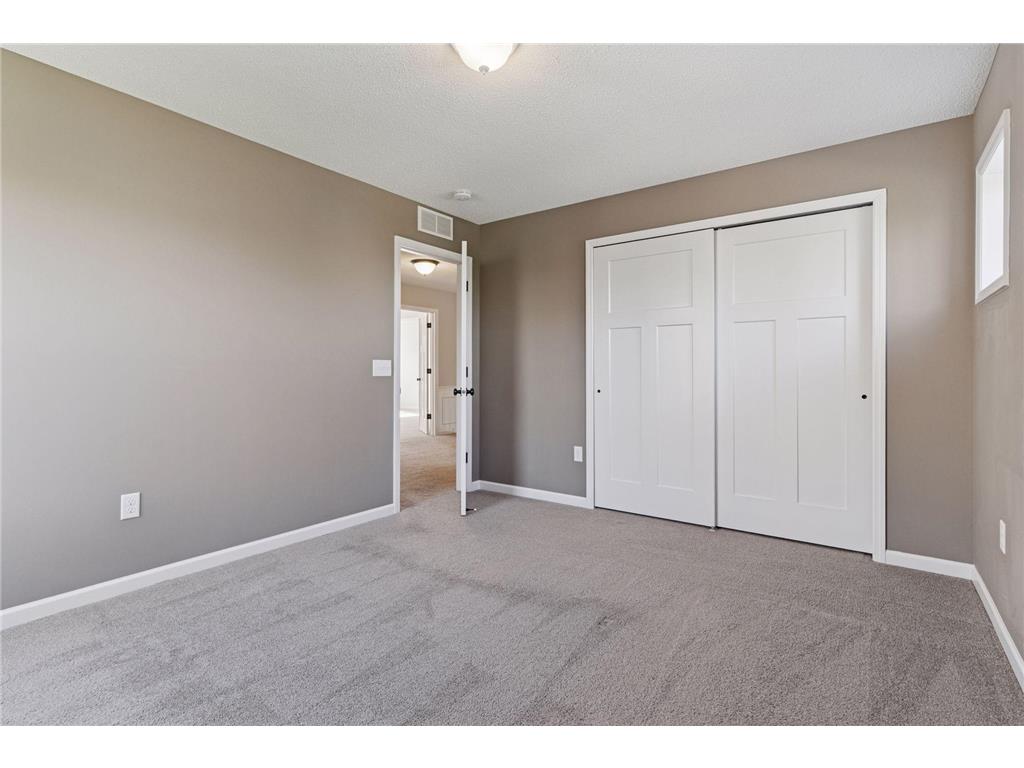 11581 Riverstone Court Woodbury MN 55129 6793351 image46