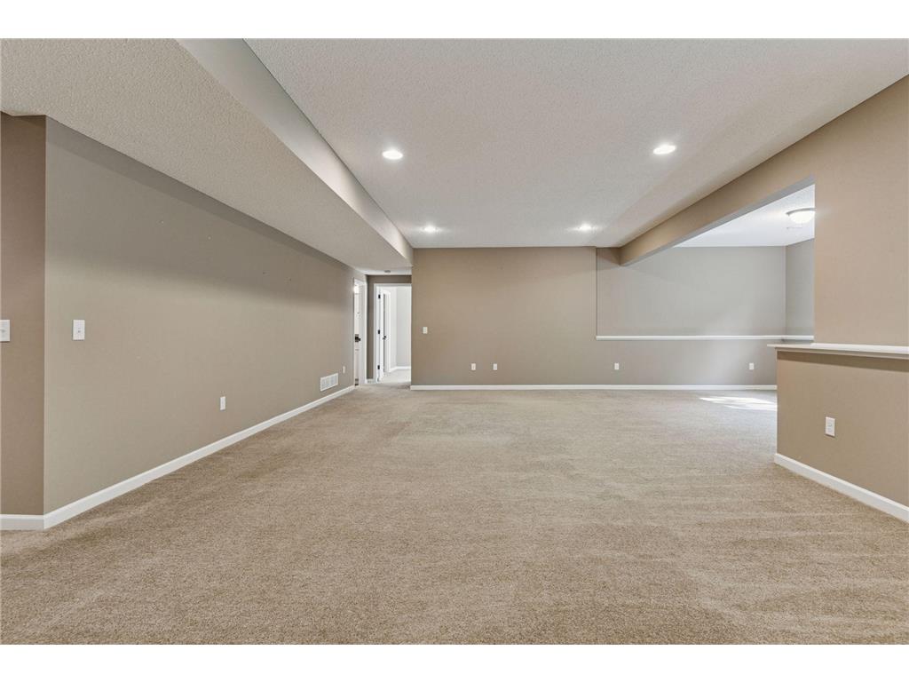 11581 Riverstone Court Woodbury MN 55129 6793351 image54