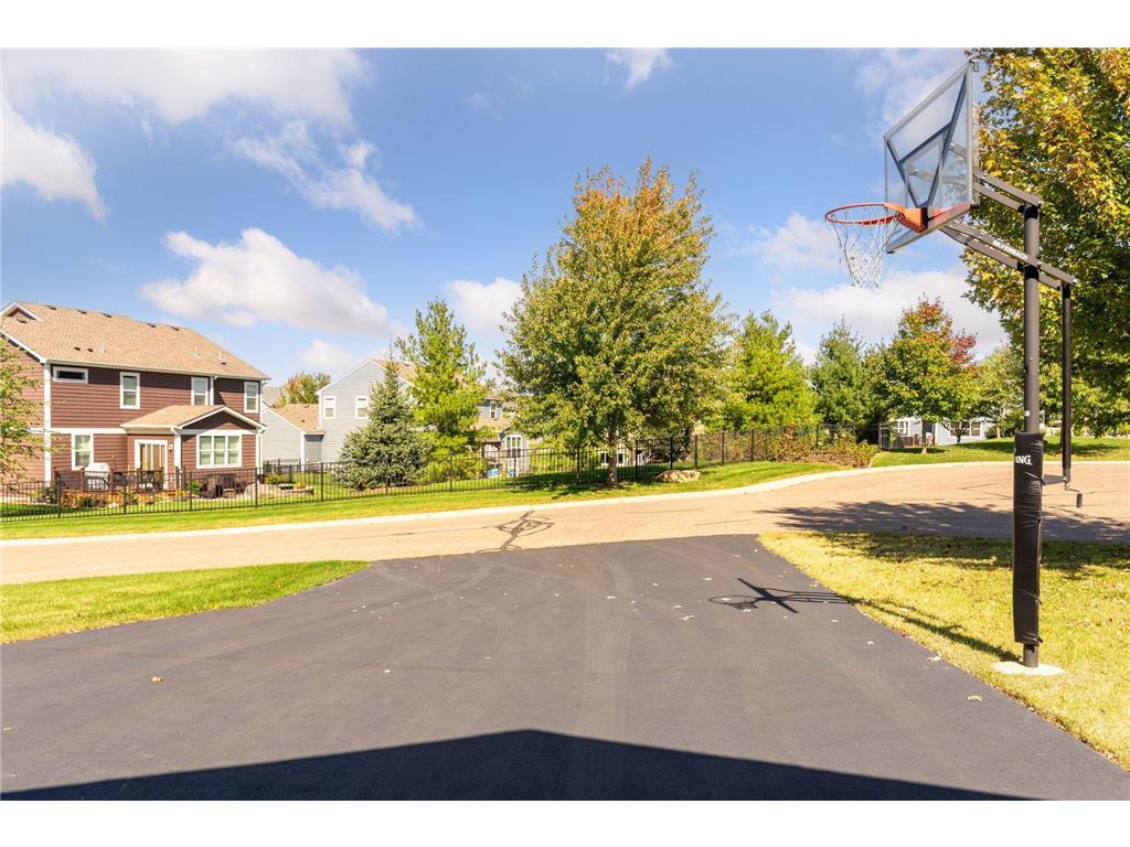 11581 Riverstone Court Woodbury MN 55129 6793351 image71