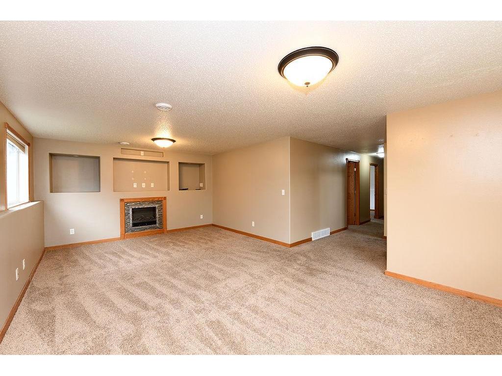 1159 39 1/2 Avenue W West Fargo ND 58078 7097727 image23
