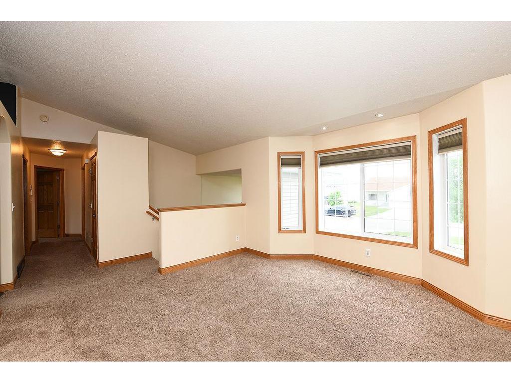 1159 39 1/2 Avenue W West Fargo ND 58078 7097727 image4