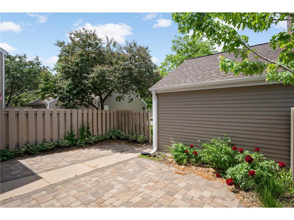 1159 Edgcumbe Road Saint Paul MN 55105 7084556 image23