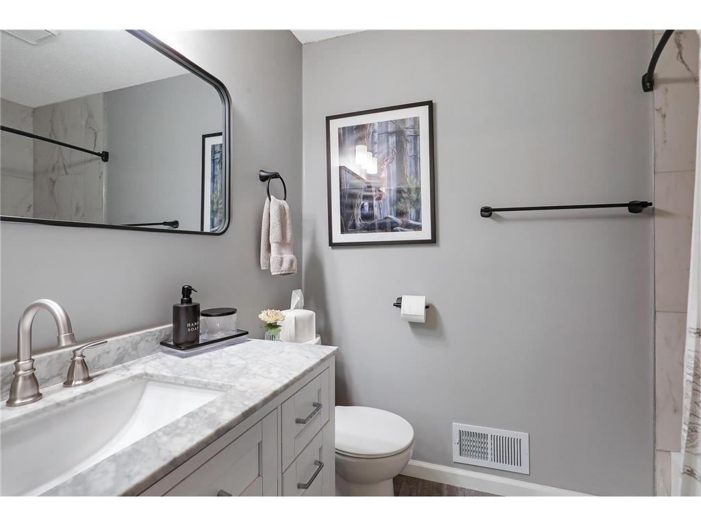 11594 Scotch Pine Court Eden Prairie MN 55344 6727184 image25