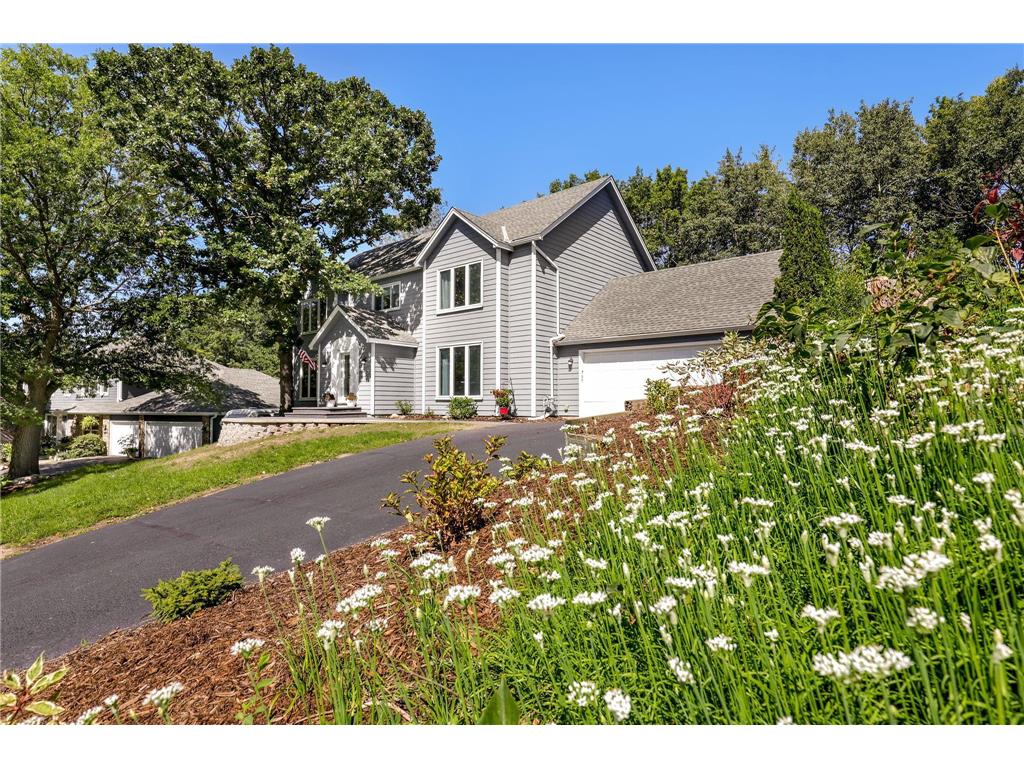 116 Crestridge Drive Burnsville MN 55337 6370373 image1