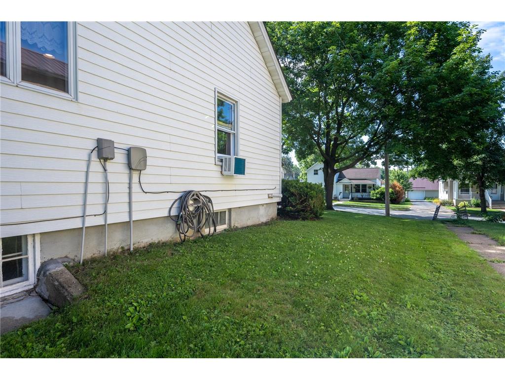 116 E Elm Street Glenwood City WI 54013 7099721 image15
