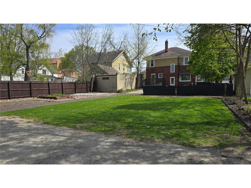 116 E School Street Owatonna MN 55060 7067279 image11