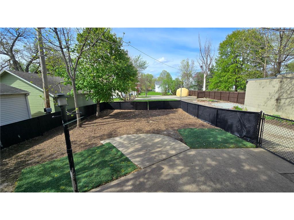 116 E School Street Owatonna MN 55060 7067279 image7