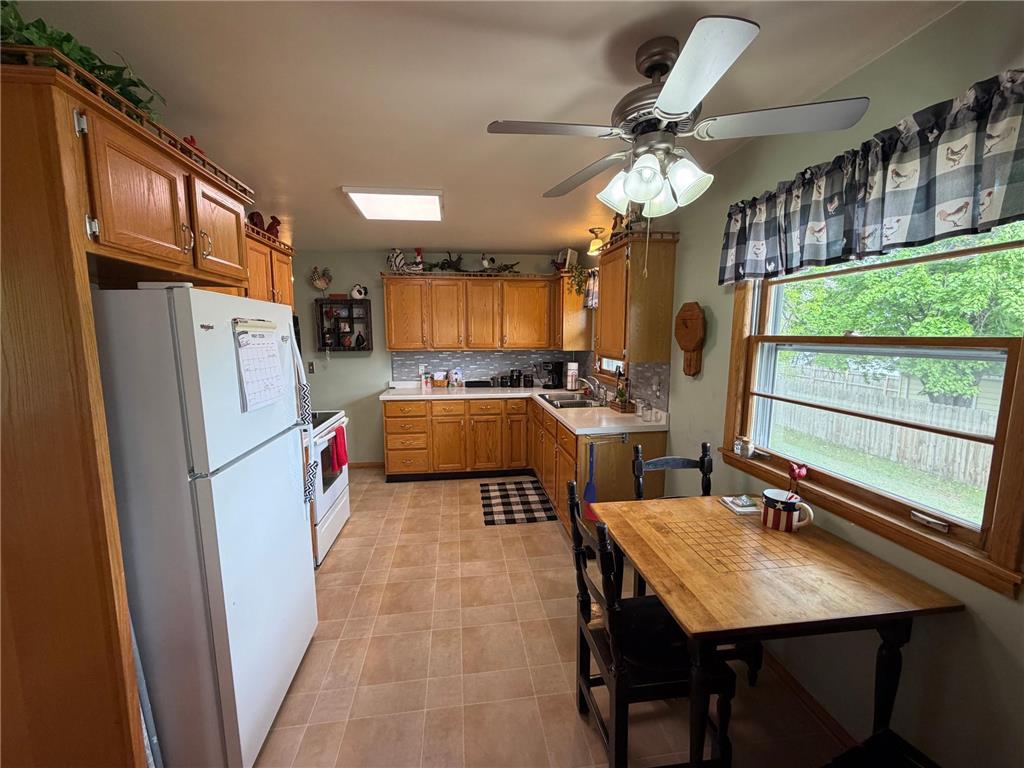 116 E Wisconsin Avenue Grantsburg WI 54840 7079665 image8