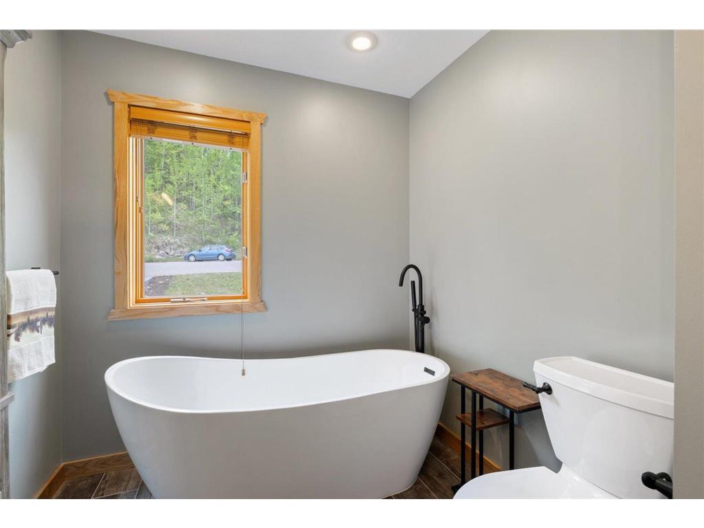 116 Eagle Pointe Road Coleraine MN 55722 - Trout 7056134 image29