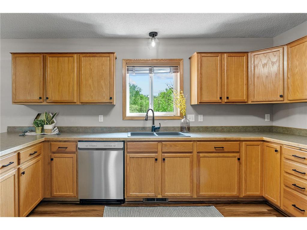 116 Hill Street Montrose MN 55363 7071180 image12