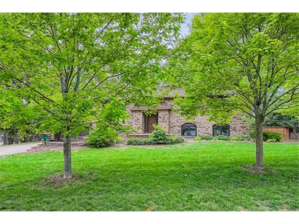 116 Krestwood Drive Burnsville MN 55337 6462074 image1