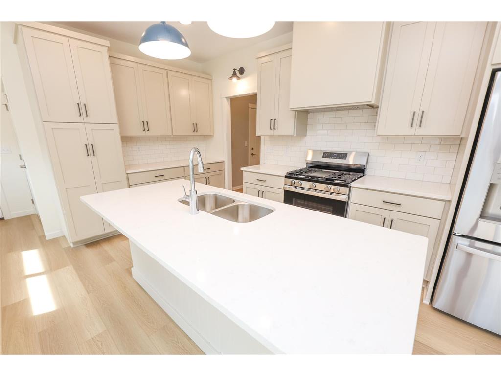 116 N Quincy Street Alexandria MN 56308 6764105 image10