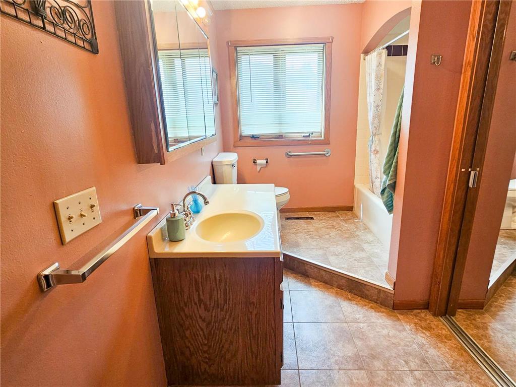 116 Nora Street E Thief River Falls MN 56701 7082517 image17