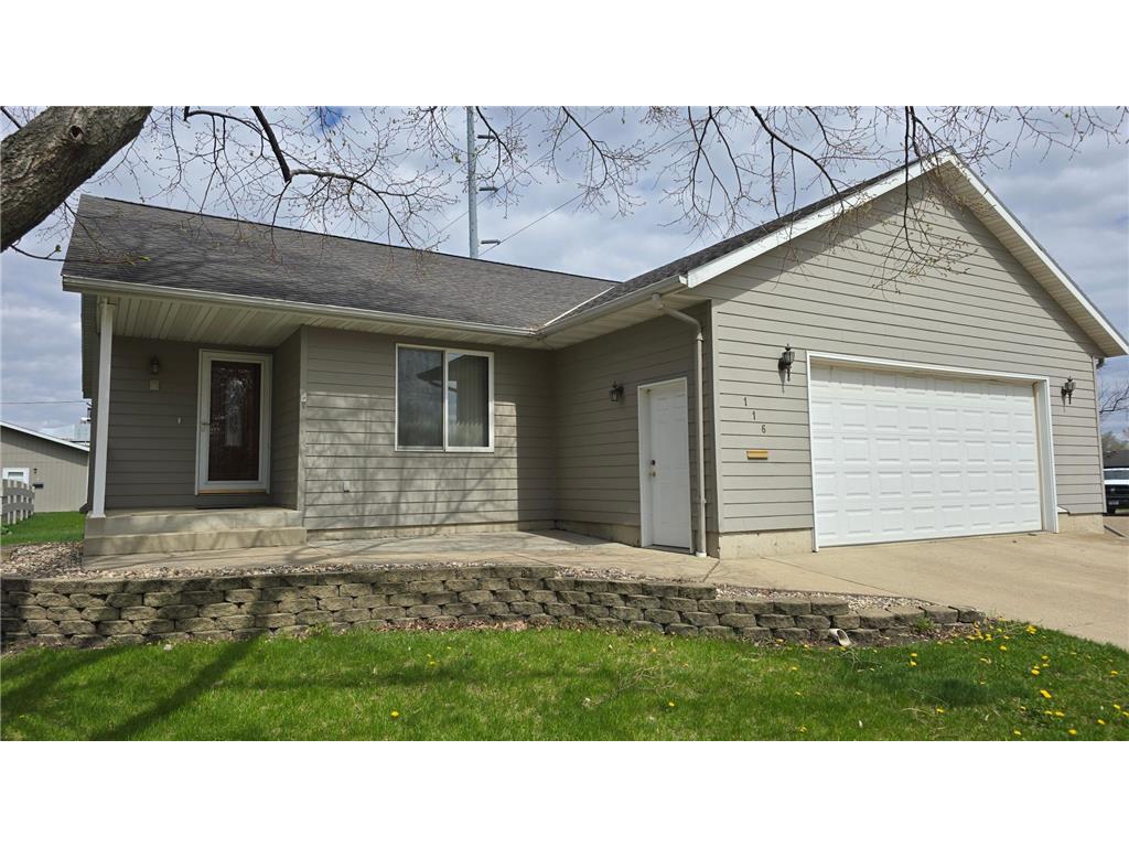 116 S 5th Street Marshall MN 56258 7060208 image11
