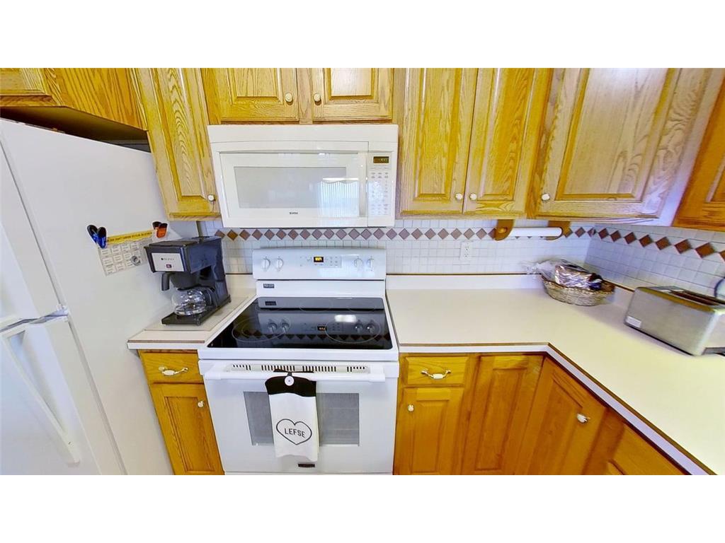116 S 5th Street Marshall MN 56258 7060208 image19