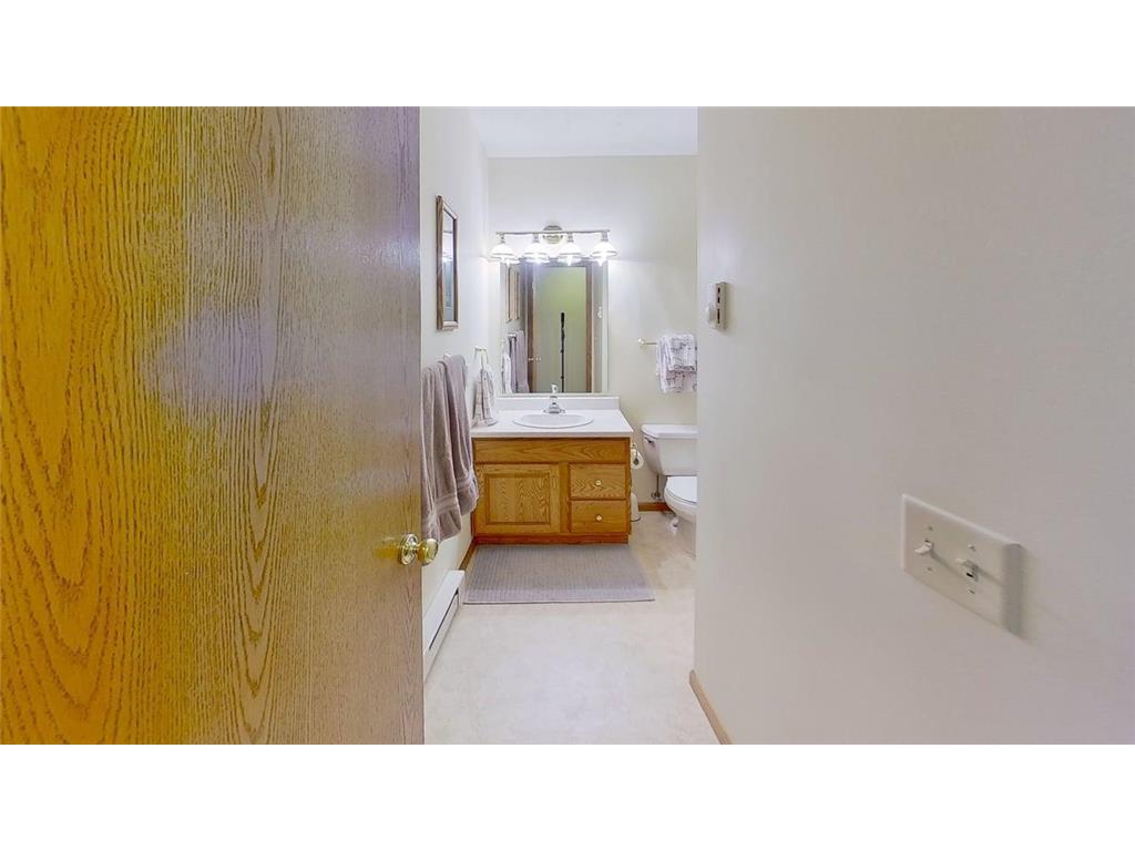 116 S 5th Street Marshall MN 56258 7060208 image37