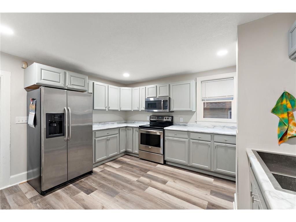 116 Sycamore Street E Saint Paul MN 55117 6814213 image5