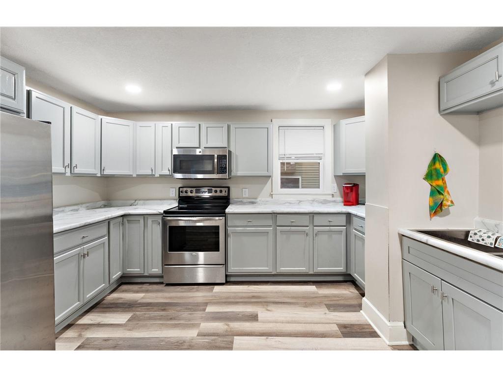 116 Sycamore Street E Saint Paul MN 55117 6814213 image6