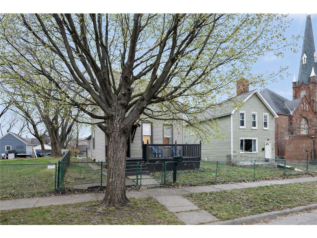 116 Sycamore Street E Saint Paul MN 55117 7051838 image1