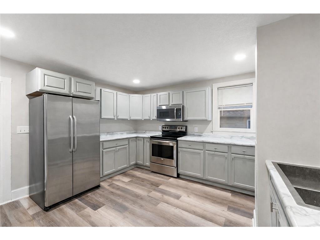 116 Sycamore Street E Saint Paul MN 55117 7051838 image12