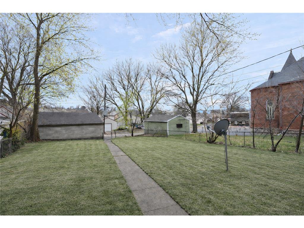 116 Sycamore Street E Saint Paul MN 55117 7051838 image2