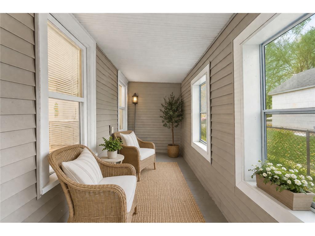 116 Sycamore Street E Saint Paul MN 55117 7051838 image7