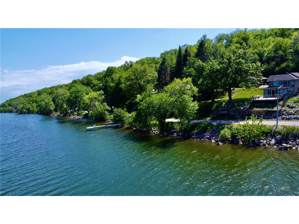 1160 Lake Drive Big Stone City SD 57216 - Big Stone Lake 7080945 image1
