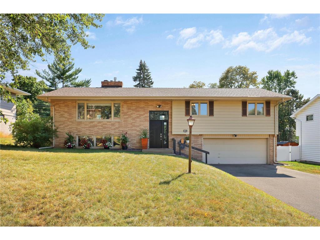 1160 Lincoln Terrace Columbia Heights MN 55421 6436126 image1