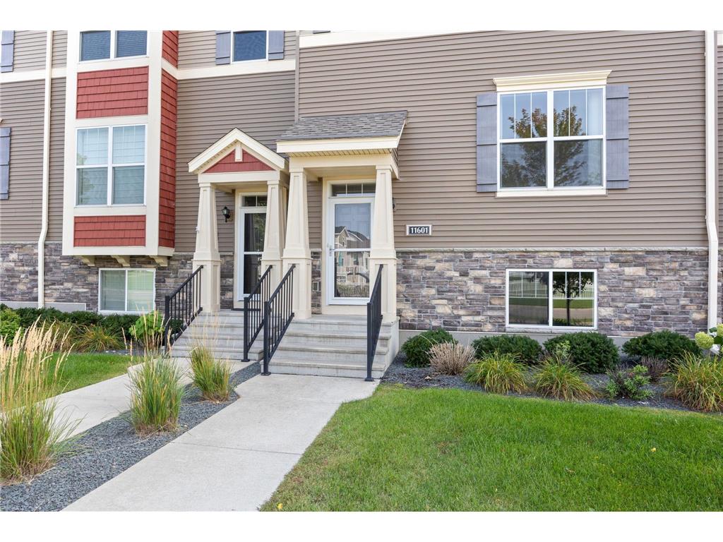 11601 82nd Avenue N, Maple Grove, MN, 55369 | MLS: 6772673 | Edina Realty