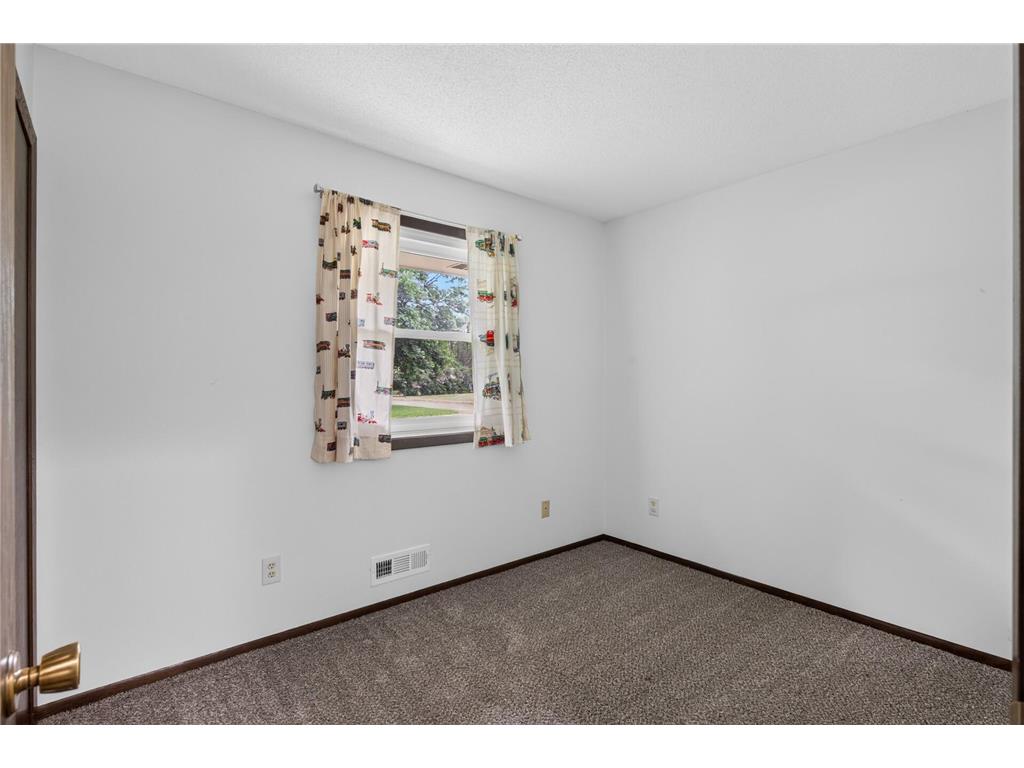 11601 Georgia Avenue N Champlin MN 55316 7095021 image19