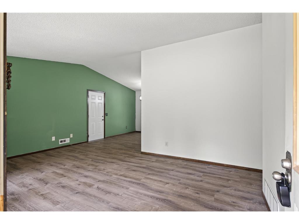 11601 Georgia Avenue N Champlin MN 55316 7095021 image4